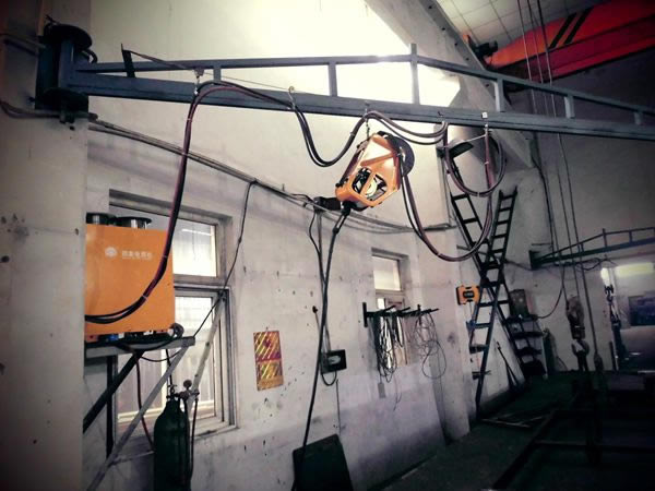 電焊機_http://www.sqit.com.cn/